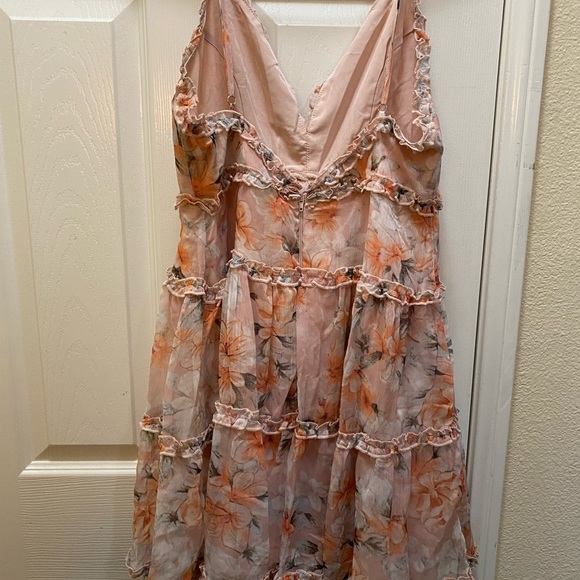NWT WINDSOR M Peach Dress Floral - Picture 8 of 11